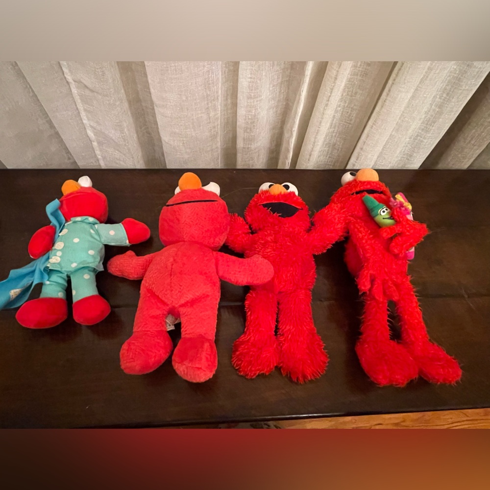 Plush Elmos